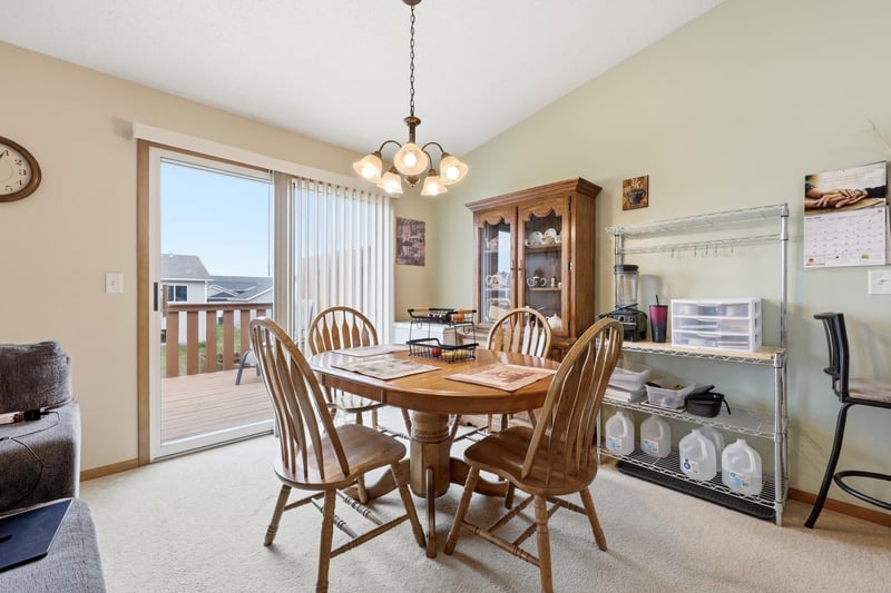3424 16th St S, Moorhead, MN 56560