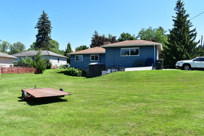 401 N Burlington Ave, Fergus Falls, MN 56537