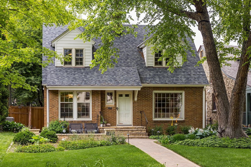 1843 Highland Pw, Saint Paul, MN 55116