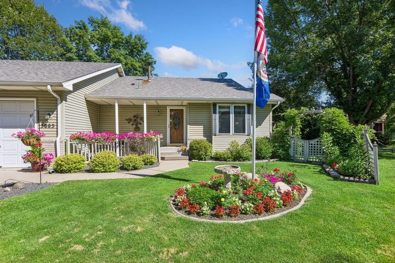 3883 122nd Ave NW, Coon Rapids, MN 55433