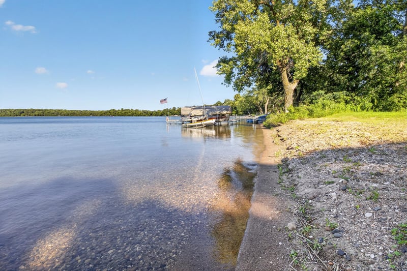 38577 Country Estate Rd, Battle Lake, MN 56515