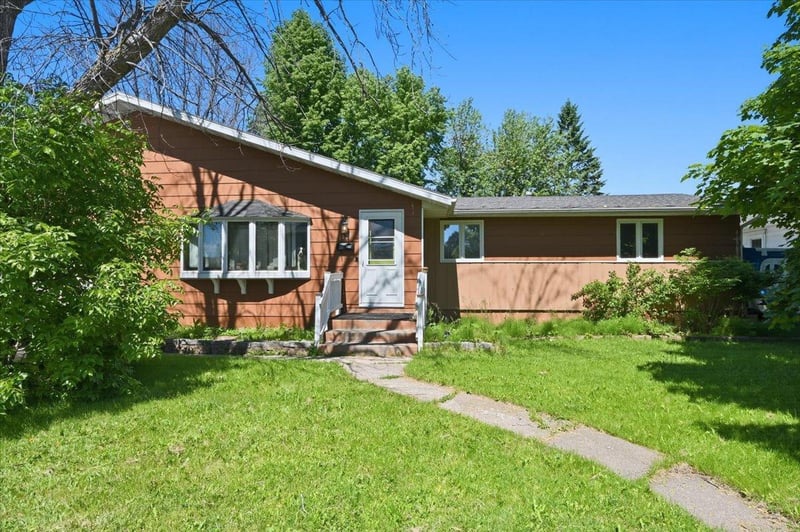 1421 - 1425 E 5th St, Superior, WI 54880