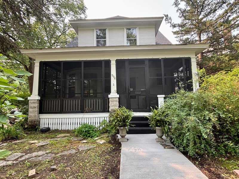 998 Margaret St, Saint Paul, MN 55106