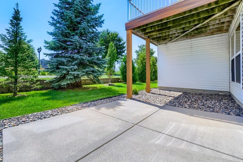 15358 Foster Dr N, Hugo, MN 55038
