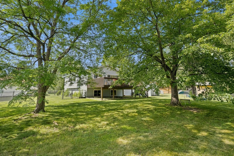 7327 74th Way N, Brooklyn Park, MN 55428