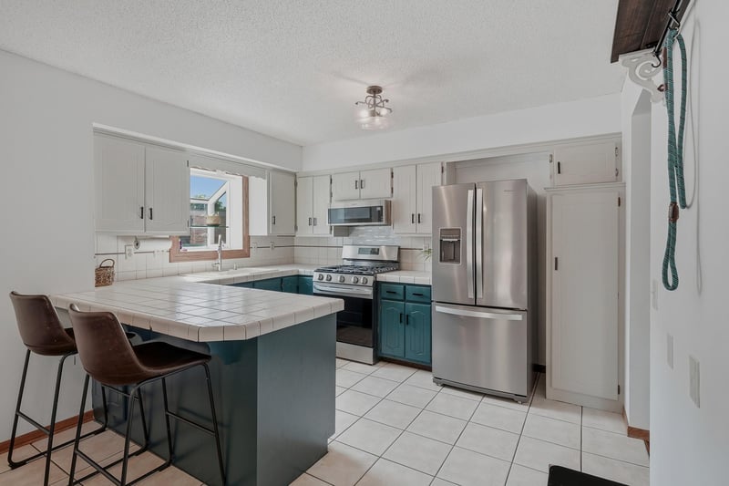 7327 74th Way N, Brooklyn Park, MN 55428