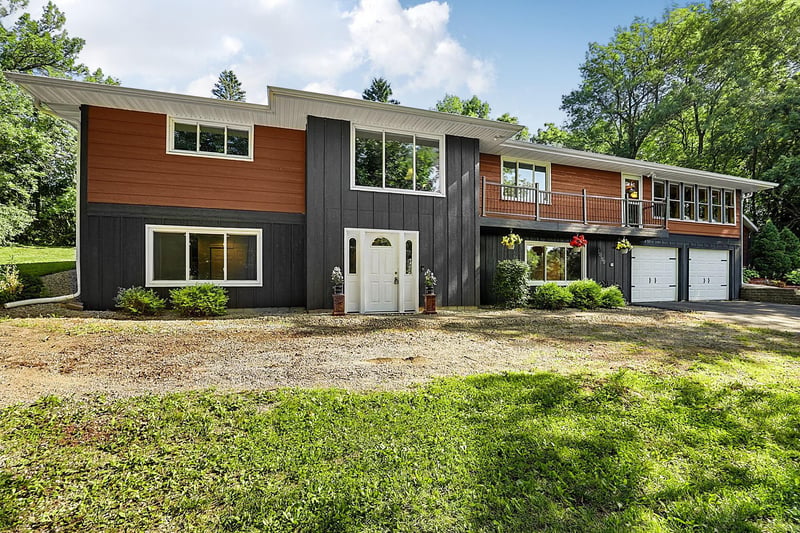 10150 Beebe Lake Rd NE, Hanover, MN 55376