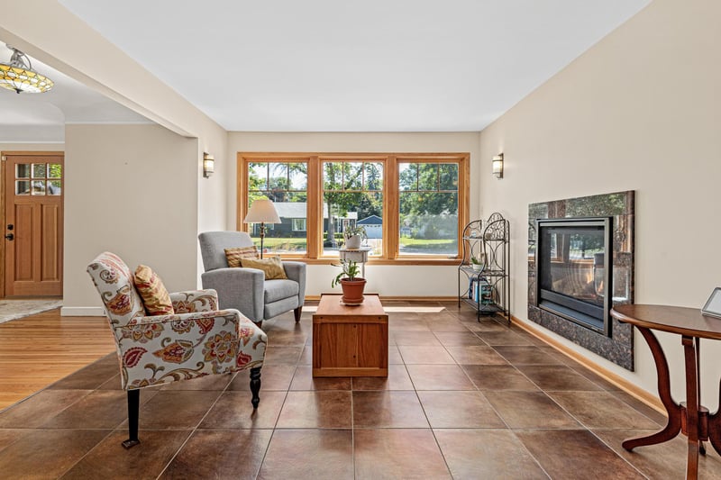 7214 Knox Ave S, Richfield, MN 55423