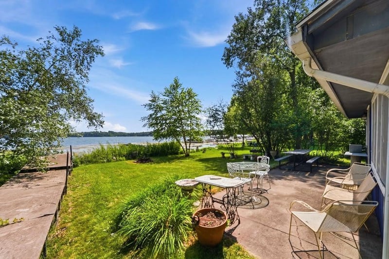7224 Green Lake Shore Dr NW, Princeton, MN 55371