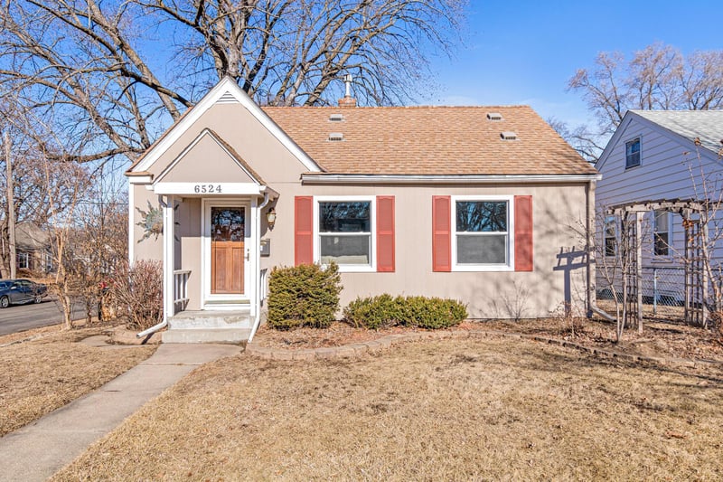 6524 Minnetonka Blvd, Saint Louis Park, MN 55426