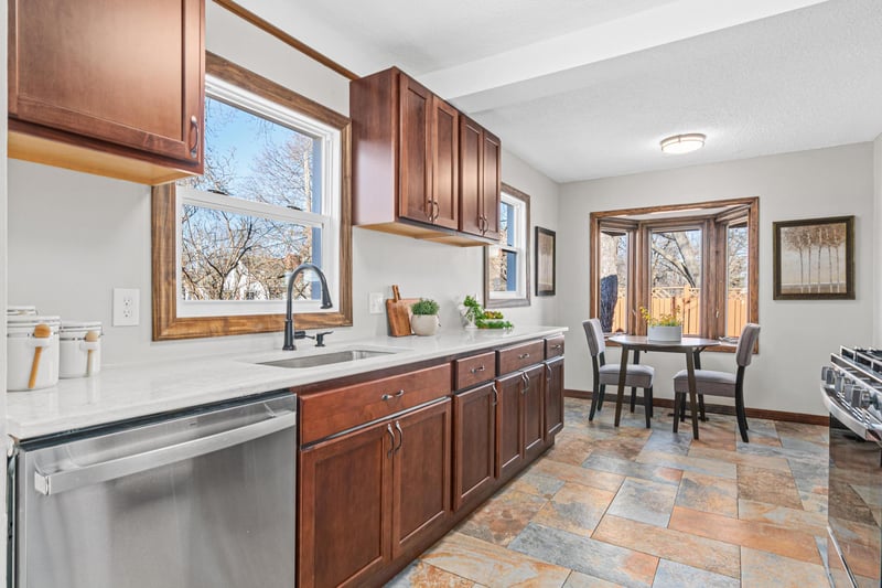 6524 Minnetonka Blvd, Saint Louis Park, MN 55426