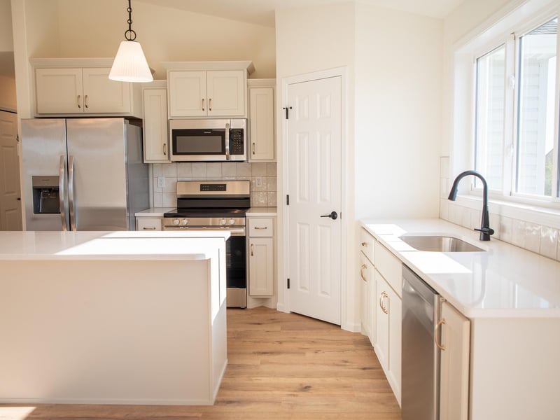 112 18 St SE, Barnesville, MN 56514