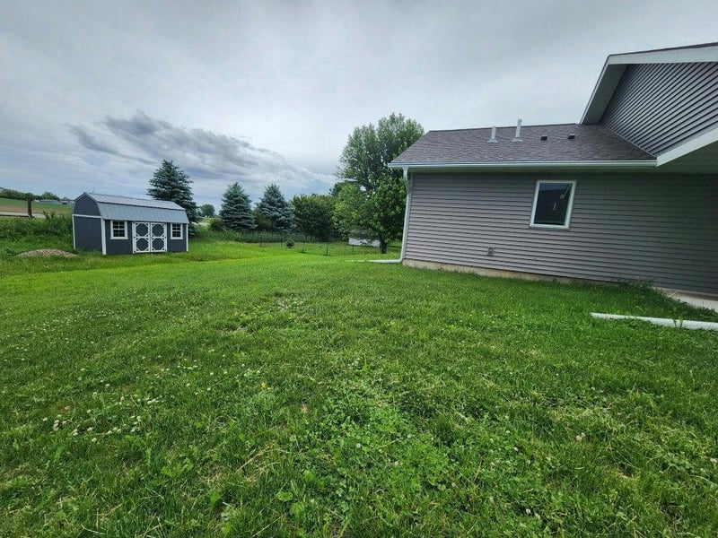 213 Century Ln, Silver Lake, MN 55381