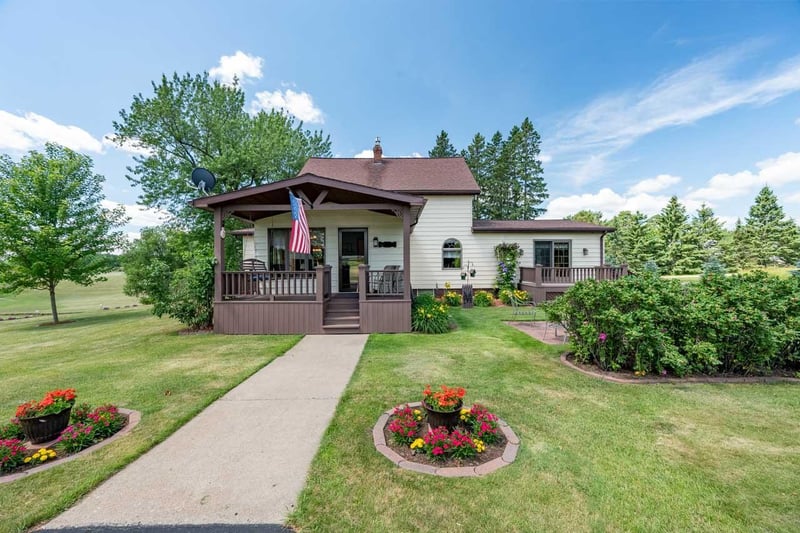 10722 Maturi Rd, Hibbing, MN 55746
