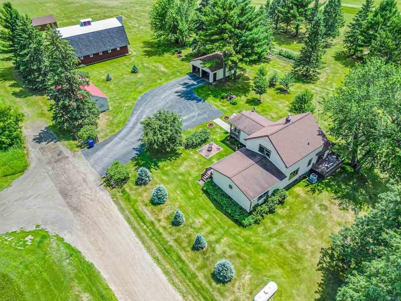 10722 Maturi Rd, Hibbing, MN 55746