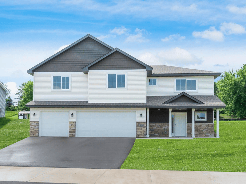 913 Harvest Dr SW, Lonsdale, MN 55046