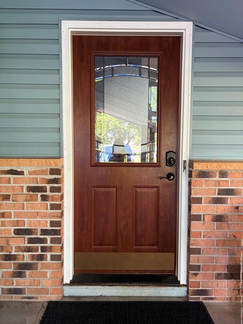 31522 Rum River Dr NE, Cambridge, MN 55008