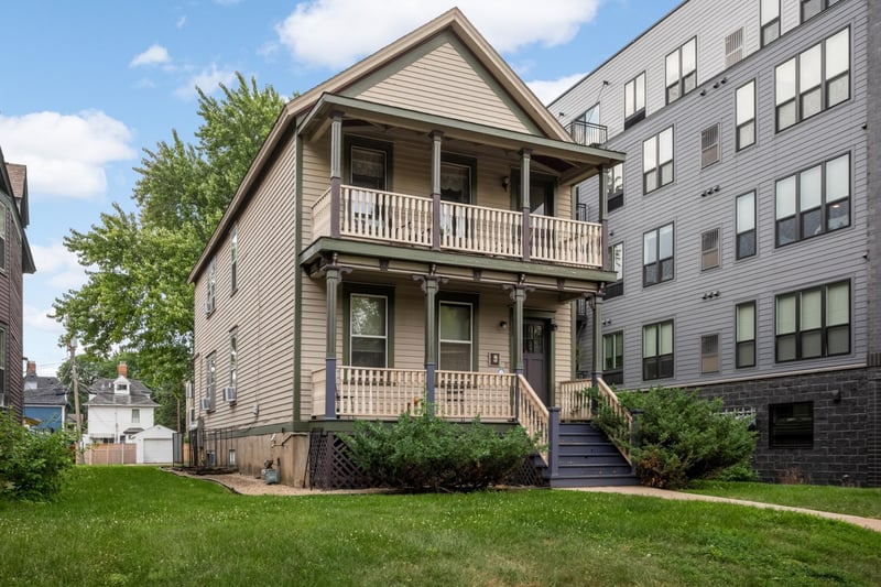 588 Selby Ave, Saint Paul, MN 55102