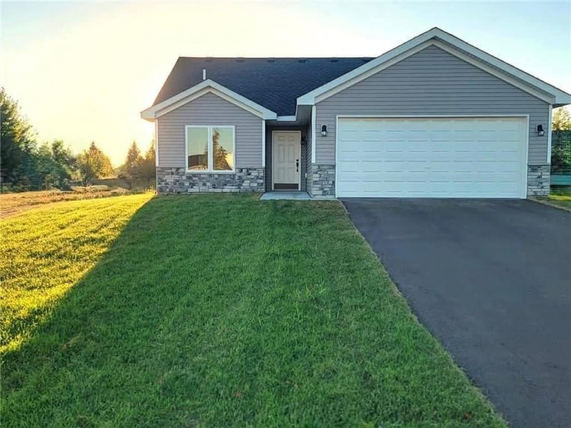 250 Spring St, Osceola, WI 54020