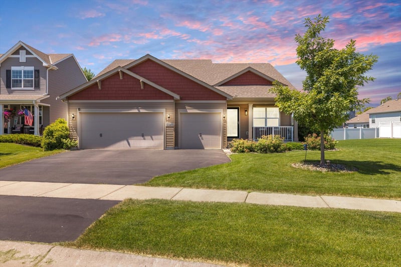 13772 Apollo Way, Rosemount, MN 55068