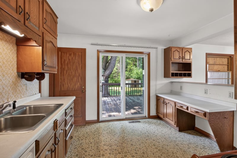 1312 Winnetka Ave N, Champlin, MN 55316
