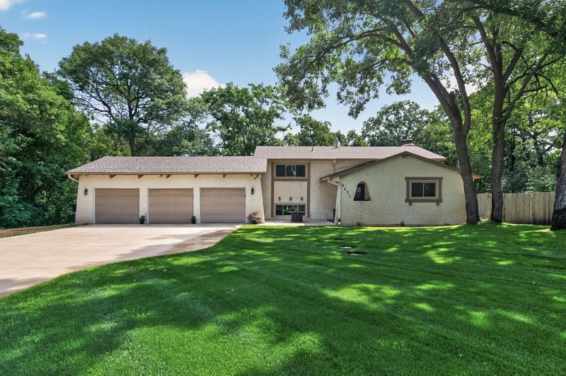 16271 Jasper St NW, Anoka, MN 55303