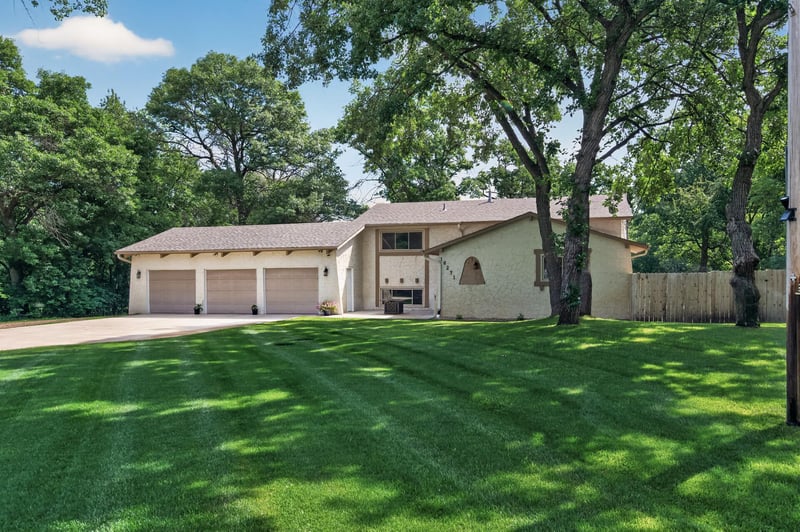 16271 Jasper St NW, Anoka, MN 55303