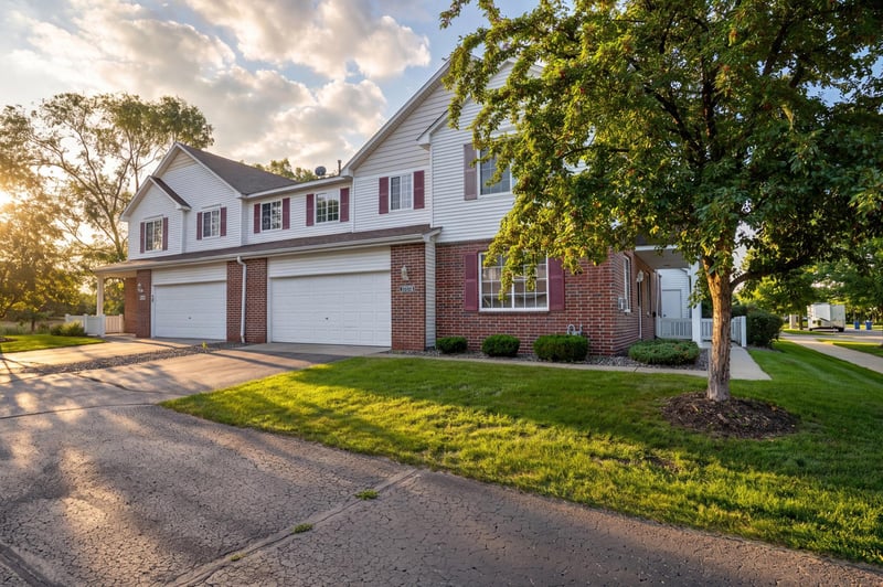 17173 Monroe St NW, Elk River, MN 55330