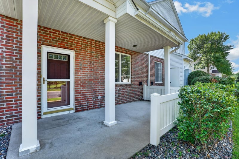 17173 Monroe St NW, Elk River, MN 55330