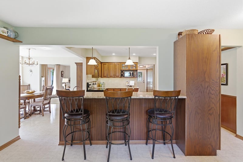 220 North St E, Amboy, MN 56010