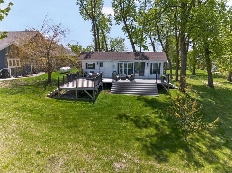 633 Cihlars Point Cir SW, Alexandria, MN 56308