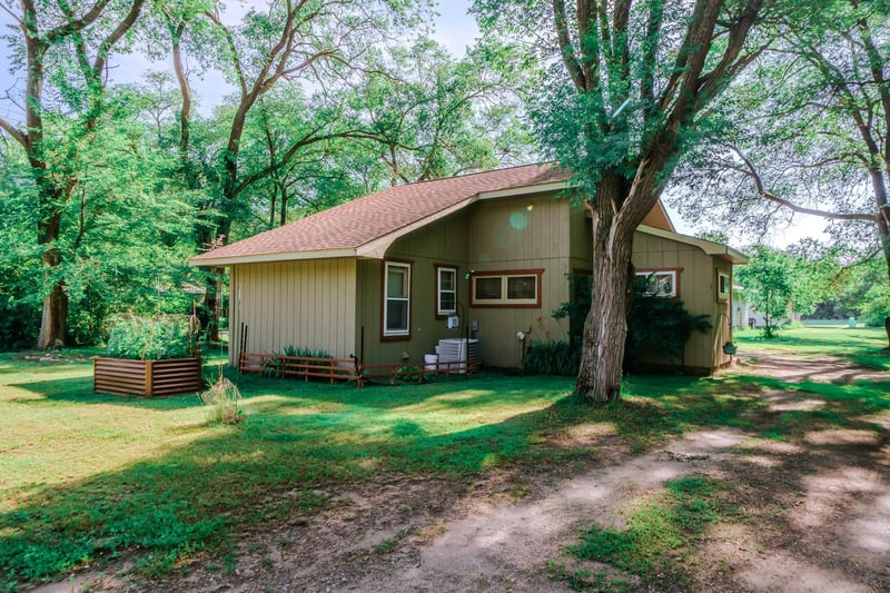 410 Snell Ave, Pine River, MN 56474