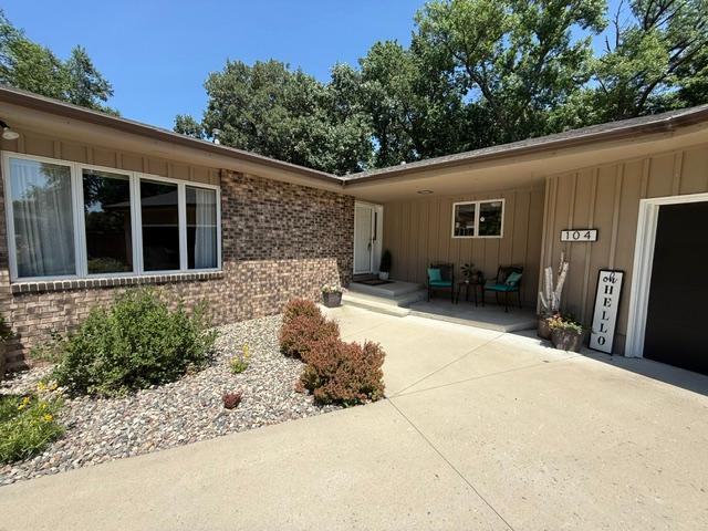 104 Cedar Point, Redwood Falls, MN 56283