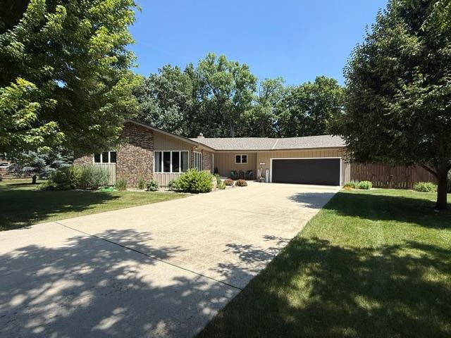 104 Cedar Point, Redwood Falls, MN 56283