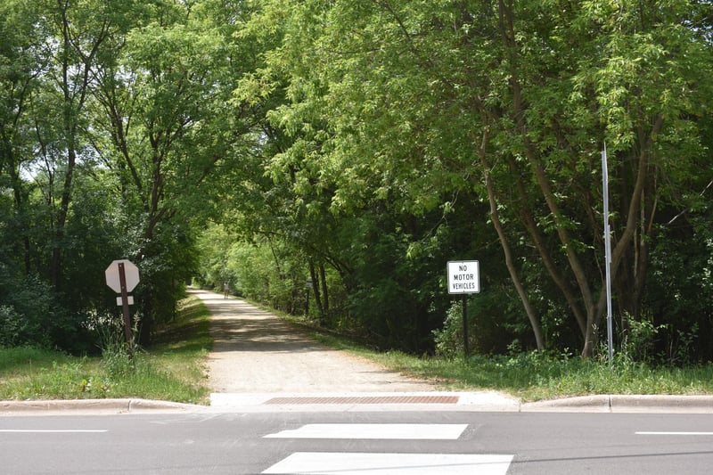 5500 Rowland Rd, Hopkins, MN 55343