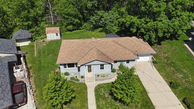 110 Circle Dr, Jackson, MN 56143