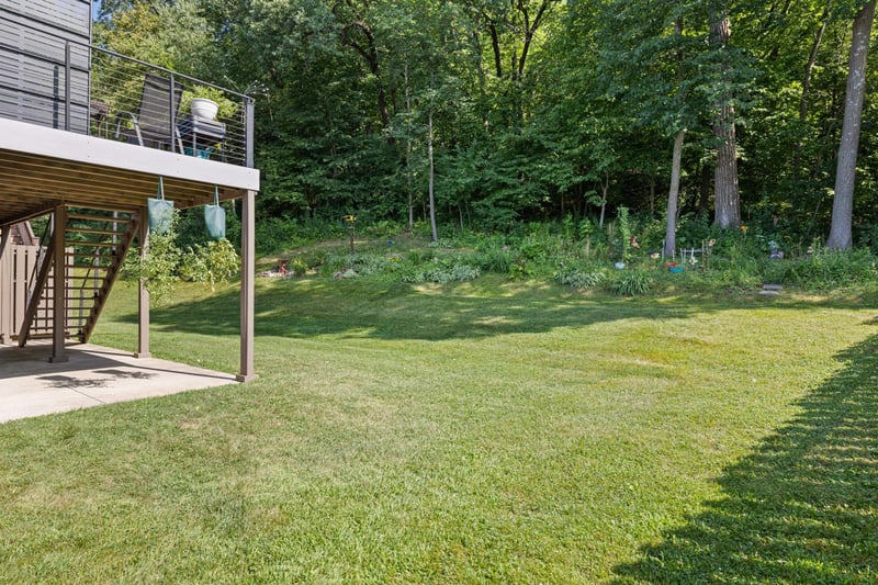 164 Kingswood Dr, Red Wing, MN 55066