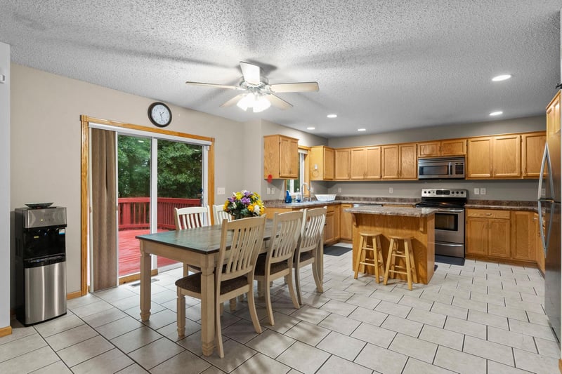 929 4th Ave E, Sartell, MN 56377