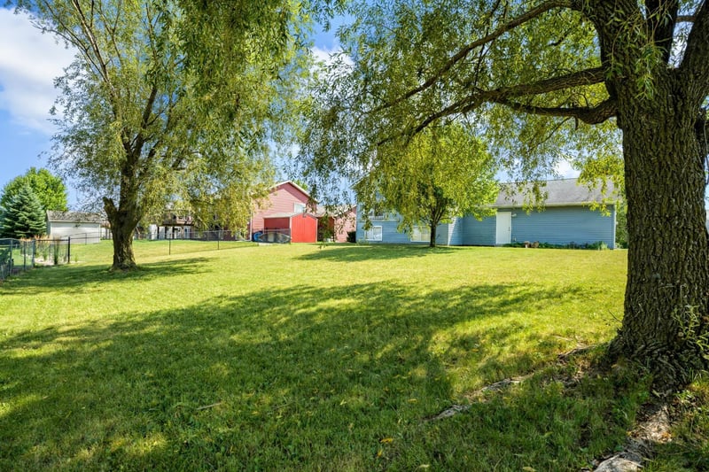 1270 Pine Ridge Dr NE, Pine Island, MN 55963