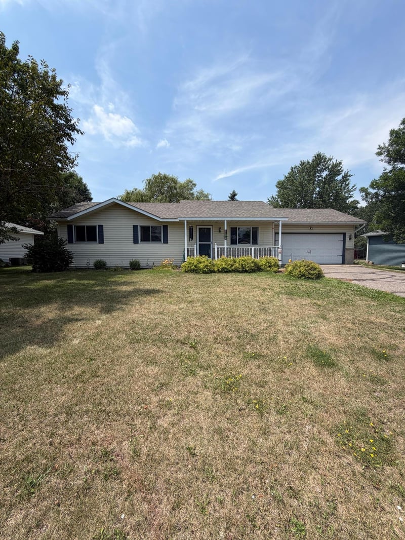 801 NE 2nd Ave, Saint Joseph, MN 56374