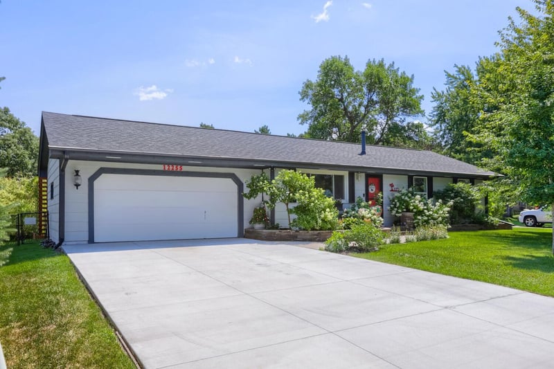 12255 Magnolia St NW, Coon Rapids, MN 55448