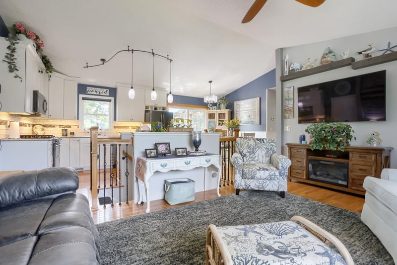 12255 Magnolia St NW, Coon Rapids, MN 55448