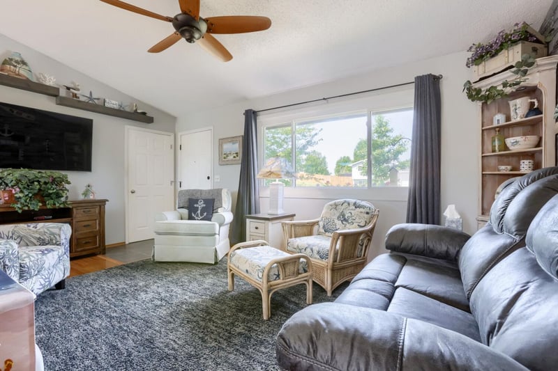 12255 Magnolia St NW, Coon Rapids, MN 55448