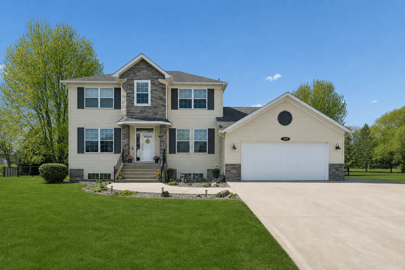 609 20th Ave N, Sartell, MN 56377
