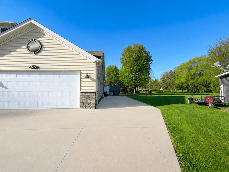 609 20th Ave N, Sartell, MN 56377