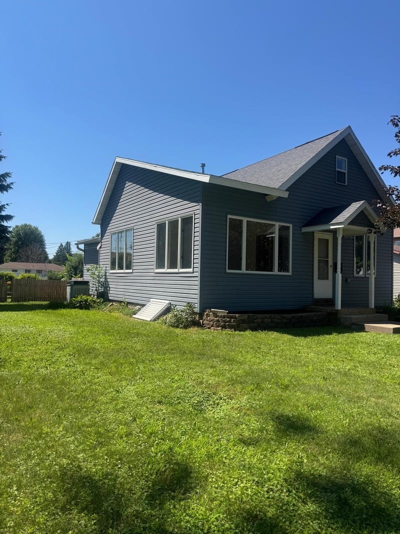 293 Orrin St, Winona, MN 55987