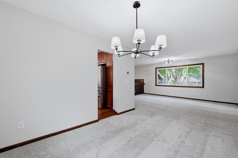 14308 Wedgeway Ct, Eden Prairie, MN 55346