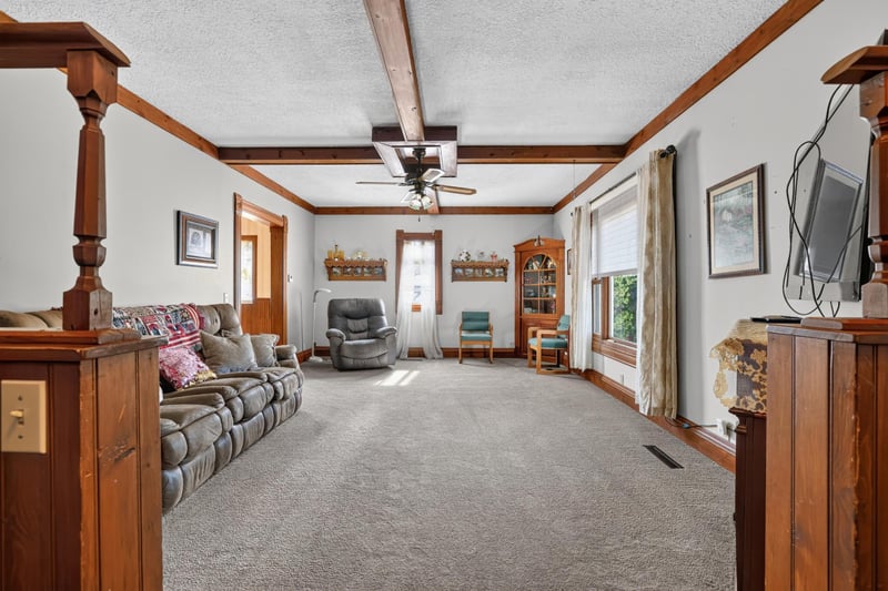 314 Arnold St, West Concord, MN 55985