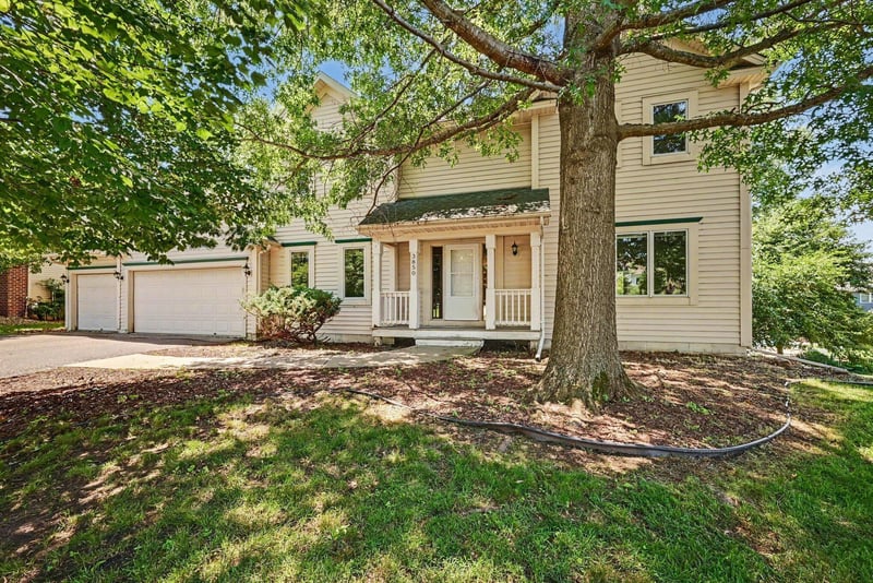 3850 Jamestown Curve, Woodbury, MN 55129
