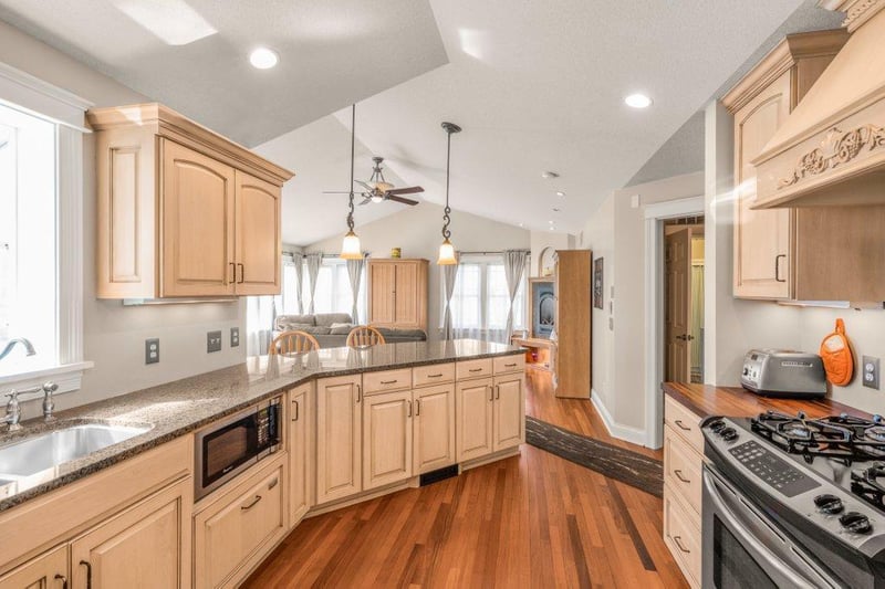 3836 Togo Rd, Spring Park, MN 55384